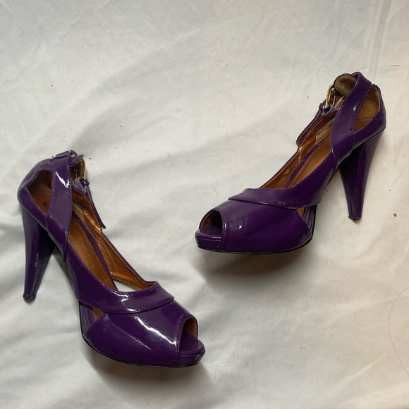 Women’s Purple Open Toe Sandal Pumps | Kitten Heel with Buckle Detail Size 8 - Picture 12 of 12